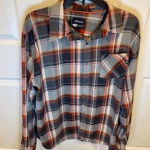 MARMOT long sleeved Mens shirt.